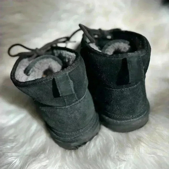 UGG Neumel Suede Wool Chukka Ankle Boots - Black, Size 12 (M) Men’s Winter Warm - Picture 10 of 11
